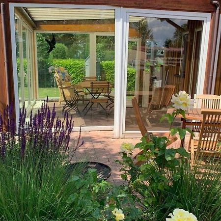 Ferienhaus In Absoluter Seenaehe Fuer 4 Personen 阿伦策 外观 照片