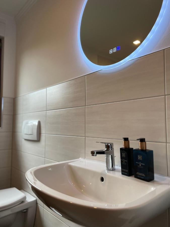 Ferienhaus In Absoluter Seenaehe Fuer 4 Personen 阿伦策 外观 照片