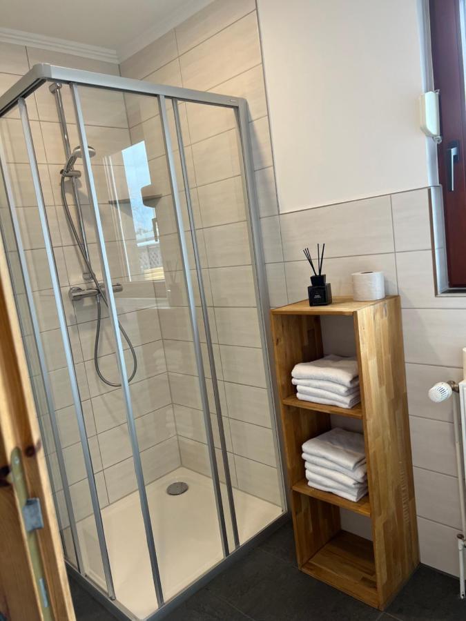 Ferienhaus In Absoluter Seenaehe Fuer 4 Personen 阿伦策 外观 照片